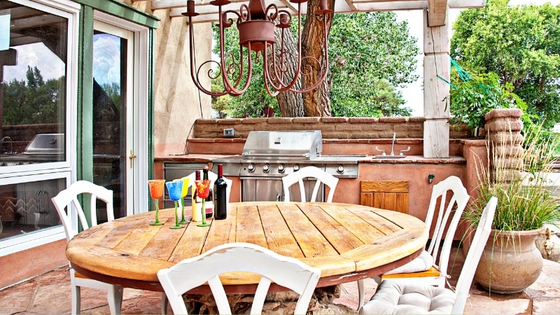 How to Make Your Outdoor Kitchen Stand Out